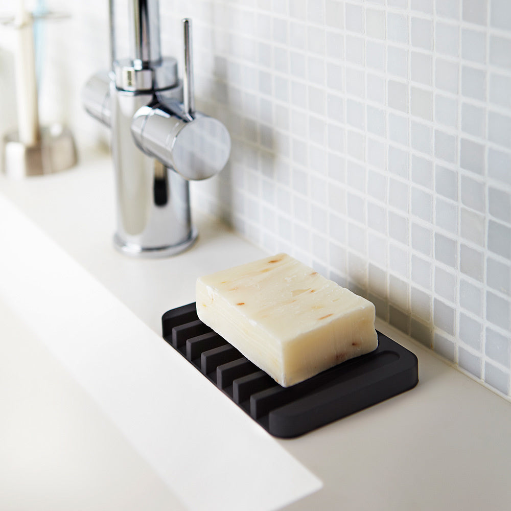 handzeep-houder-siliconen-yamazaki