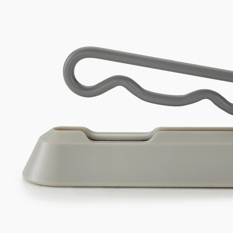 inklapbare-wandhaak-joseph-joseph