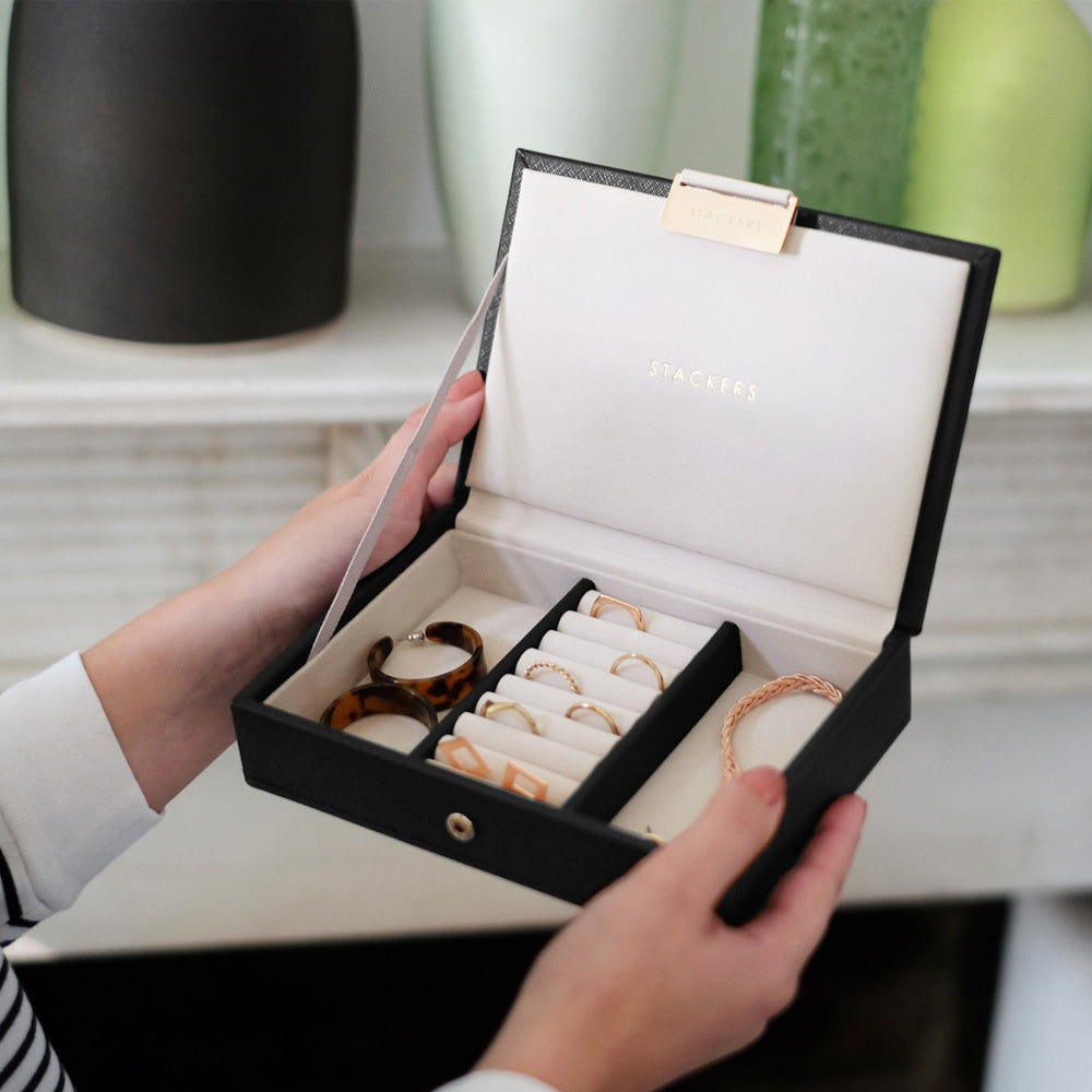 oorbellen opbergen stackers