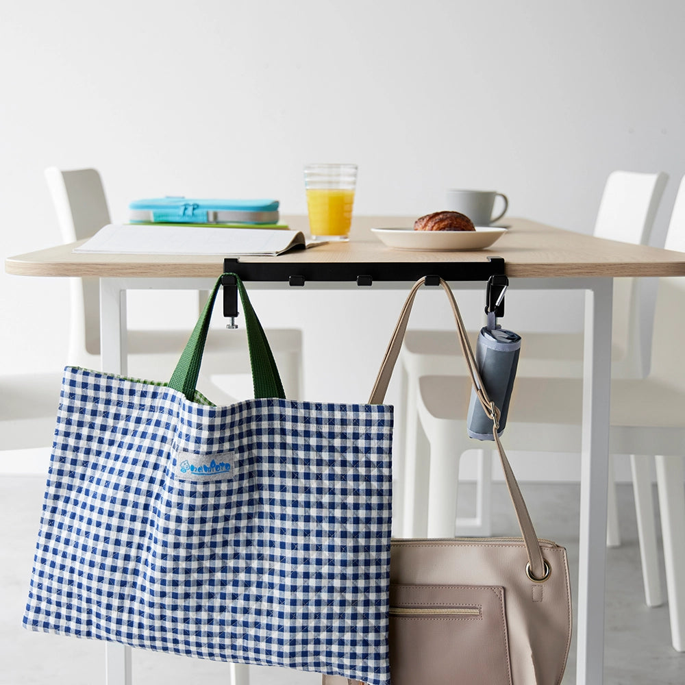 ophanghaken-zwart-tafel