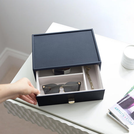 zonnebrillen-opbergen-stackers