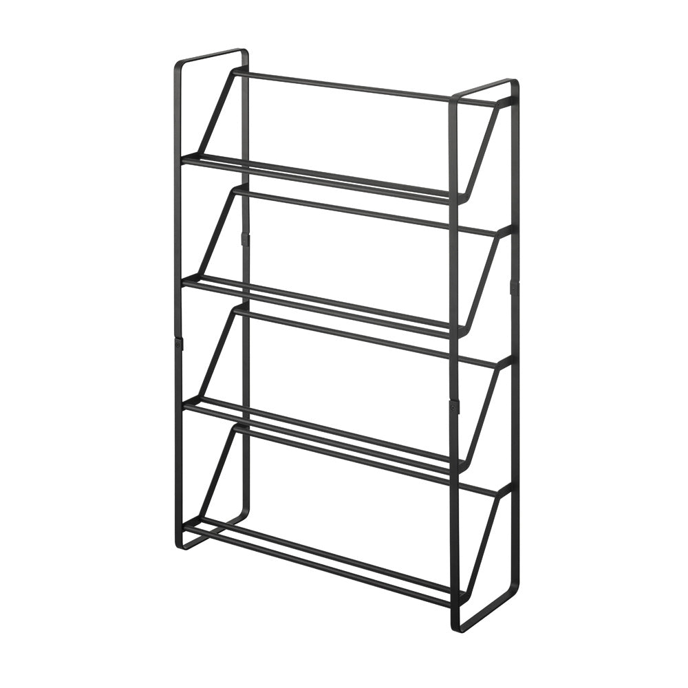 zwart metalen schoenenrek