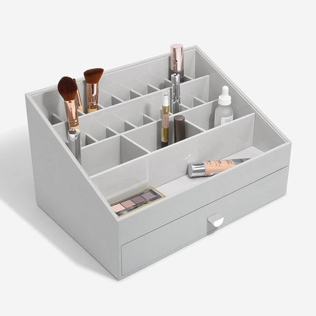 make-up-display-stackers
